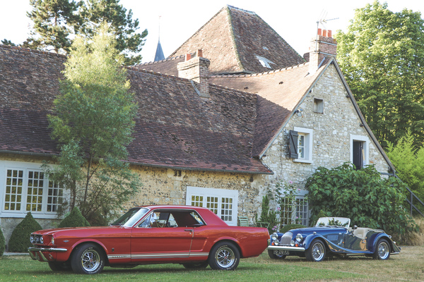 Rent a classic car Giverny